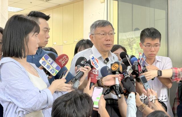 竹北藍白喬不攏?柯P稱黃國昌鄭麗文已談好 竹北藍白喬不攏?柯P稱黃國昌鄭麗文已談好