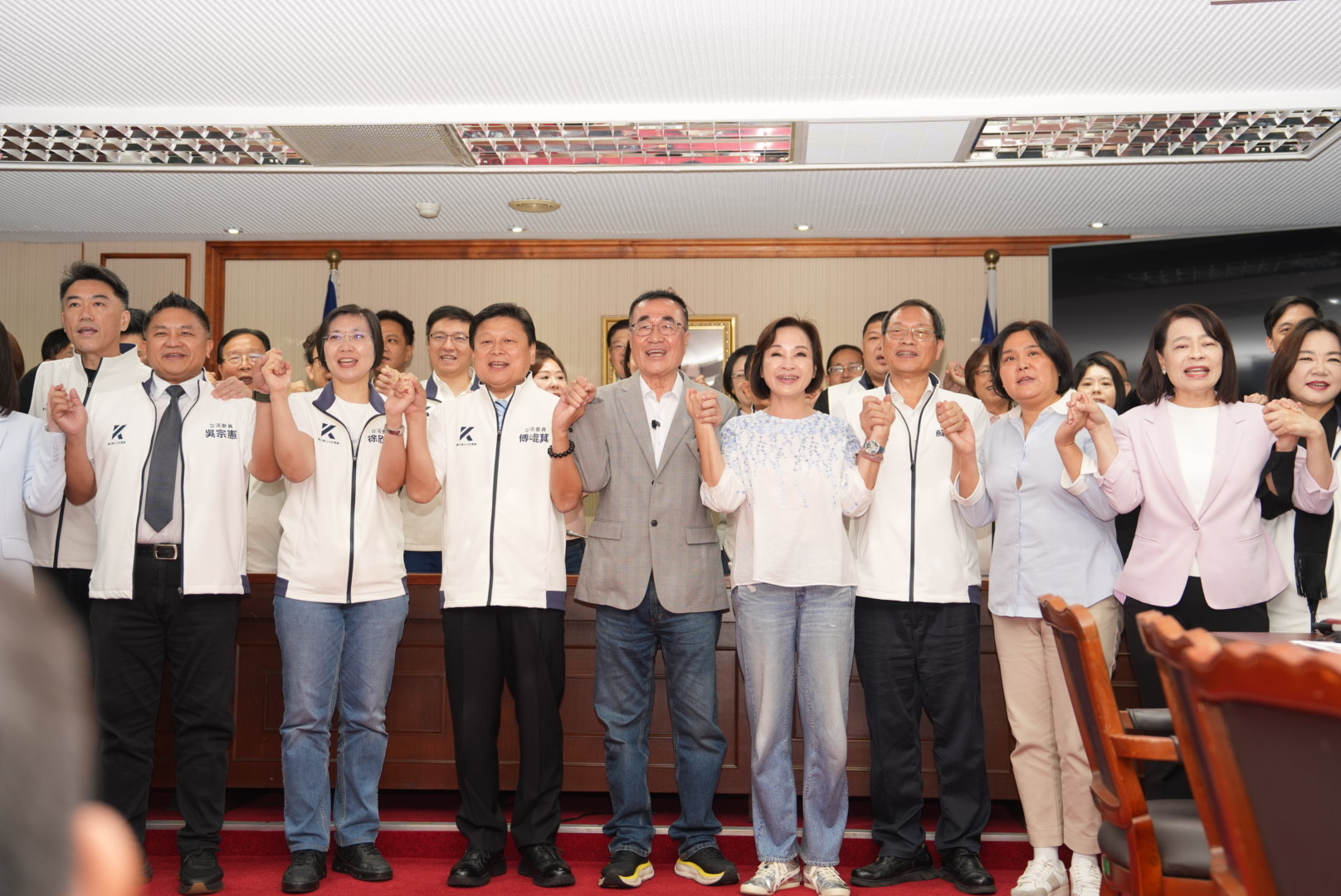 立院國民黨團力挺李四川徐欣瑩　高喊新竹新北一起贏