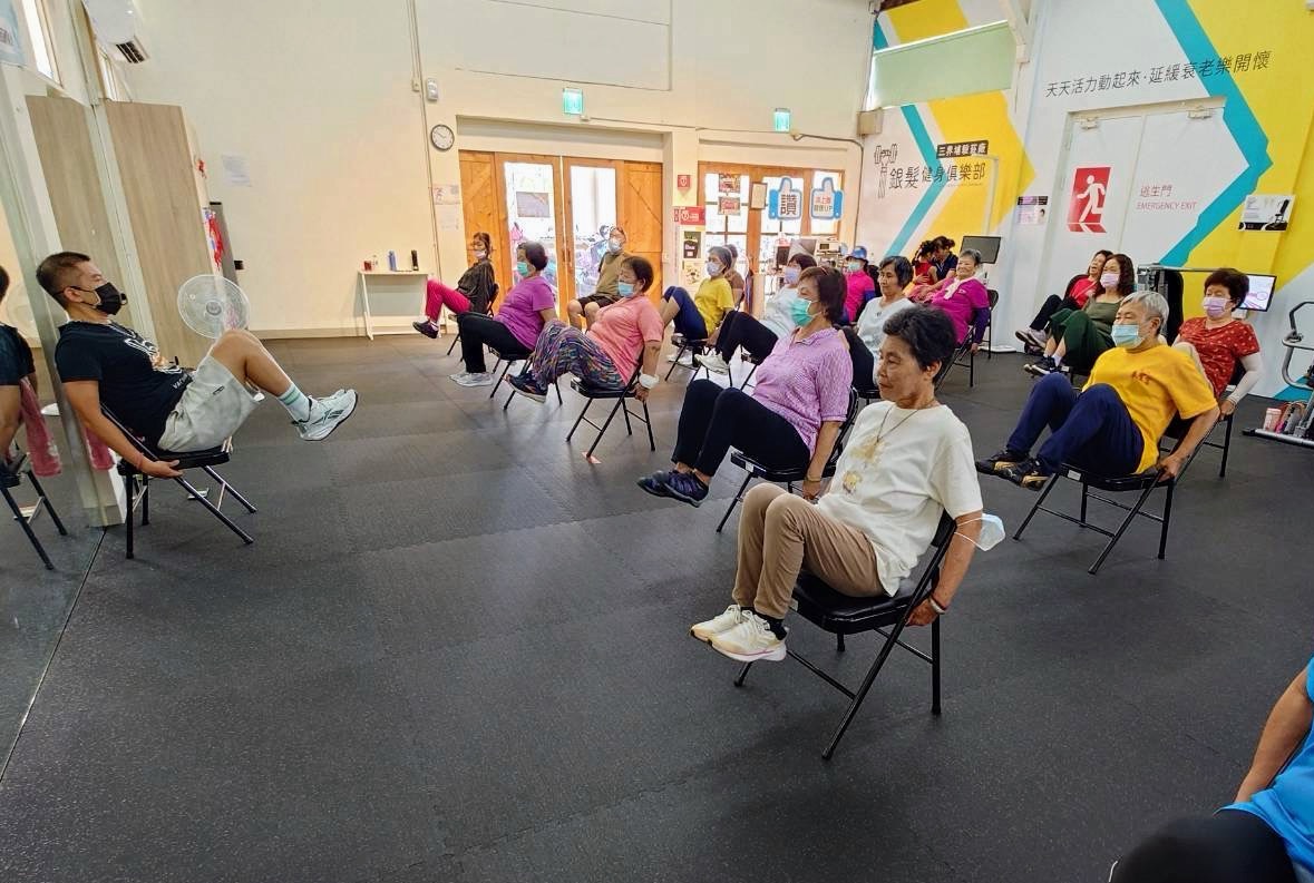 三界埔老菸廠變身銀髮健身房!長輩規律運動 肌力、平衡力進步8成 三界埔老菸廠變身銀髮健身房!長輩規律運動 肌力、平衡力進步8成