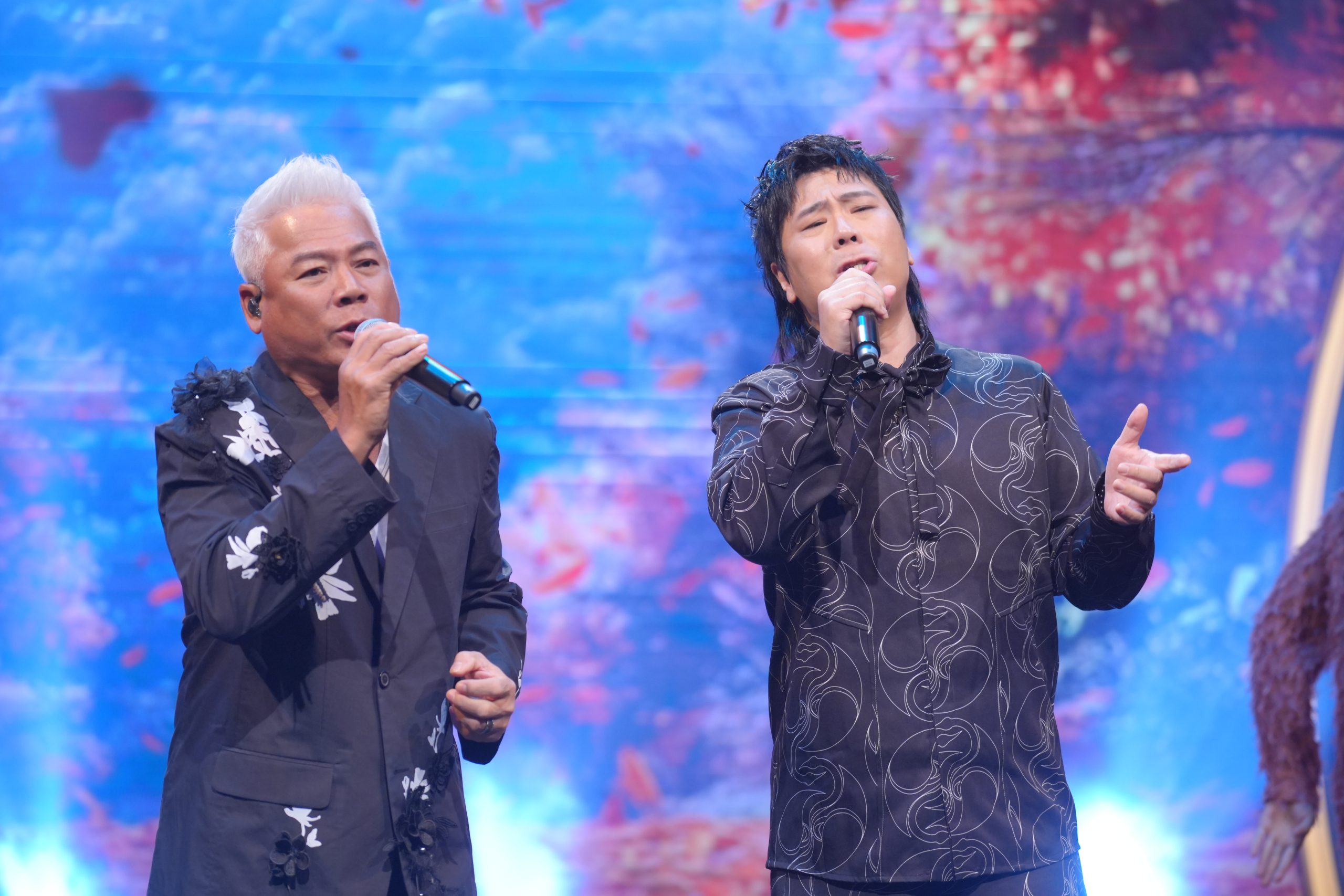 巫啟賢 邵大倫合唱淚灑舞台 瞬間衝出 2.69 收視飆新高