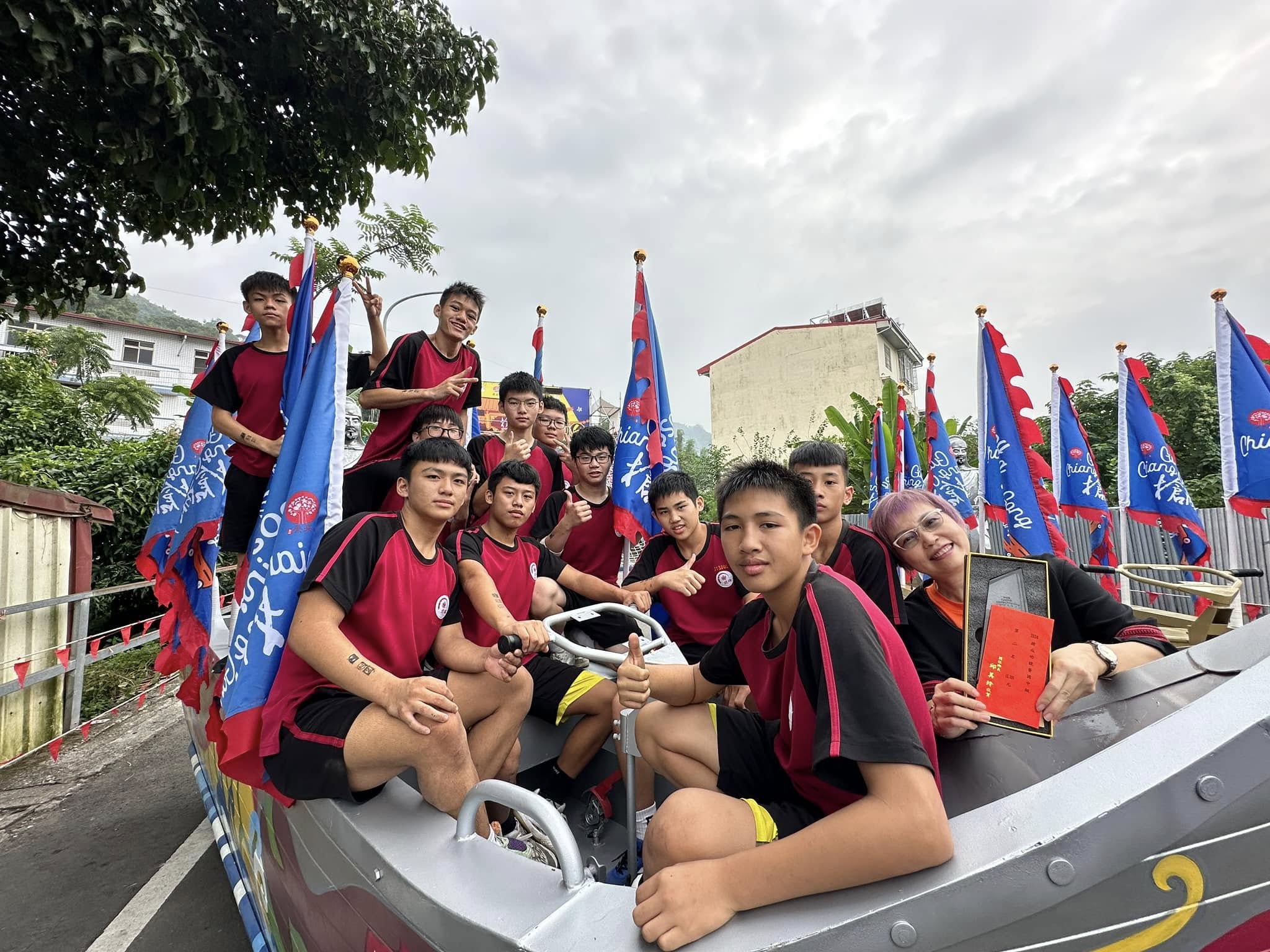 南投教育創佳績！秀峰國小、北梅國中入圍115年度教學卓越獎
