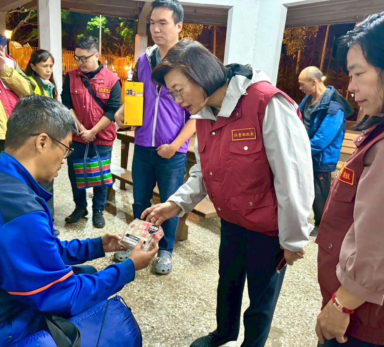 早晚溫差大  東北季風增強 　新北提前啟動街友與獨老關懷