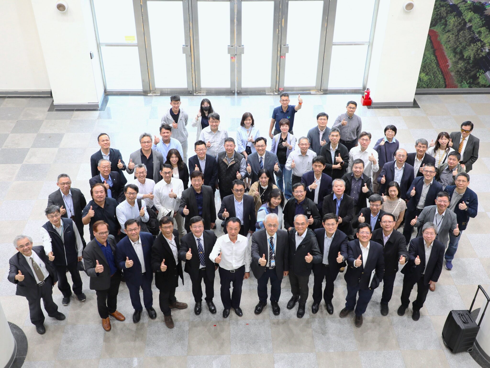 工研院長張培仁率團隊參訪　嘉縣亞創中心