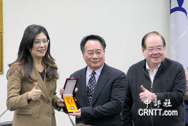 鄭麗文：蔡正元是被綠報復　將帶勳章入獄