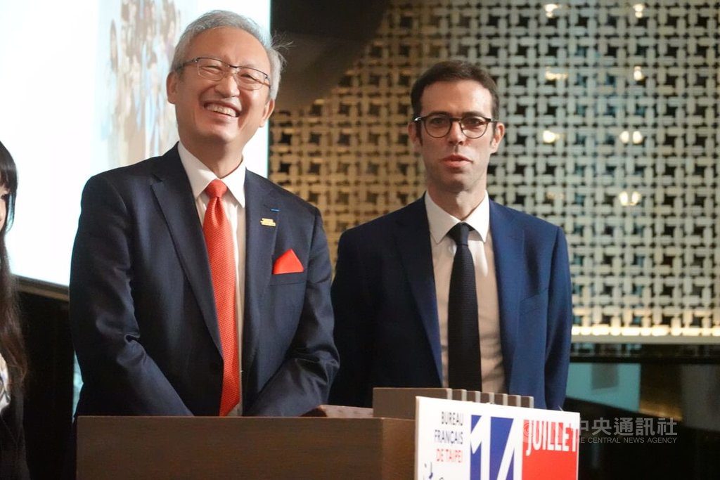 法國國慶酒會　駐台代表龍燁中文、法文、英文「3聲道」致詞　盼善用互補性拓展夥伴關係