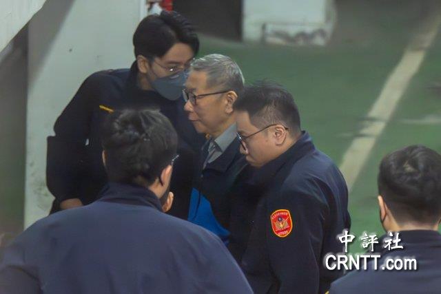 柯文哲衝檢察官　怒嗆民進黨不會一直執政