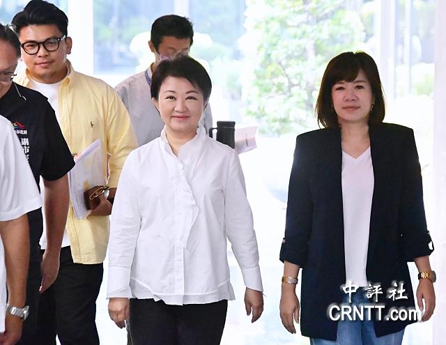 羅智強參選幫鋪路2028　盧秀燕笑而不語