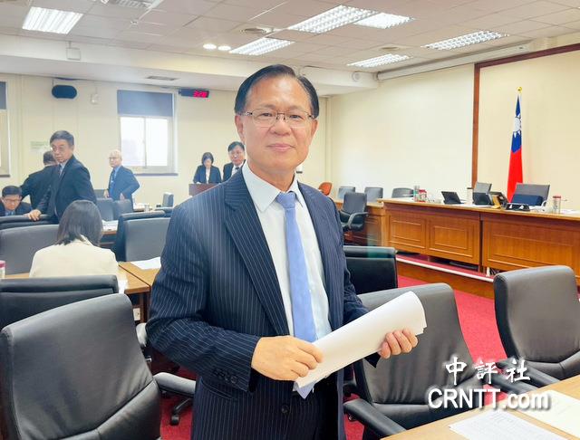 張啟楷曝鄭麗文昔送暖柯文哲　白營點滴在心頭