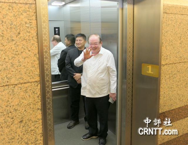 李乾龍今赴國民黨中央 與現任秘書長黃健庭等人啟動主席交接工作 李乾龍今赴國民黨中央 與現任秘書長黃健庭等人啟動主席交接工作
