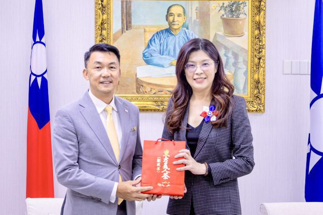 鄭麗文會新加坡代表　讚務實外交值得借鏡　葉偉傑：歡迎鄭主席訪問星國