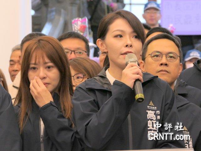 停職510天復職　高虹安哽咽喊：我回來了