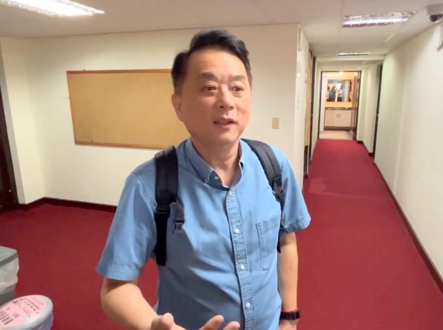 文宣遭惡意反串擺拍　烏龍爆料　藍委齊轟奧步滿天飛