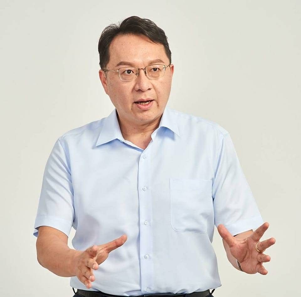 民眾黨高雄黨部主委劉家榮律師批：濫用公務車只是冰山一角，批監察院「尸位素餐」
