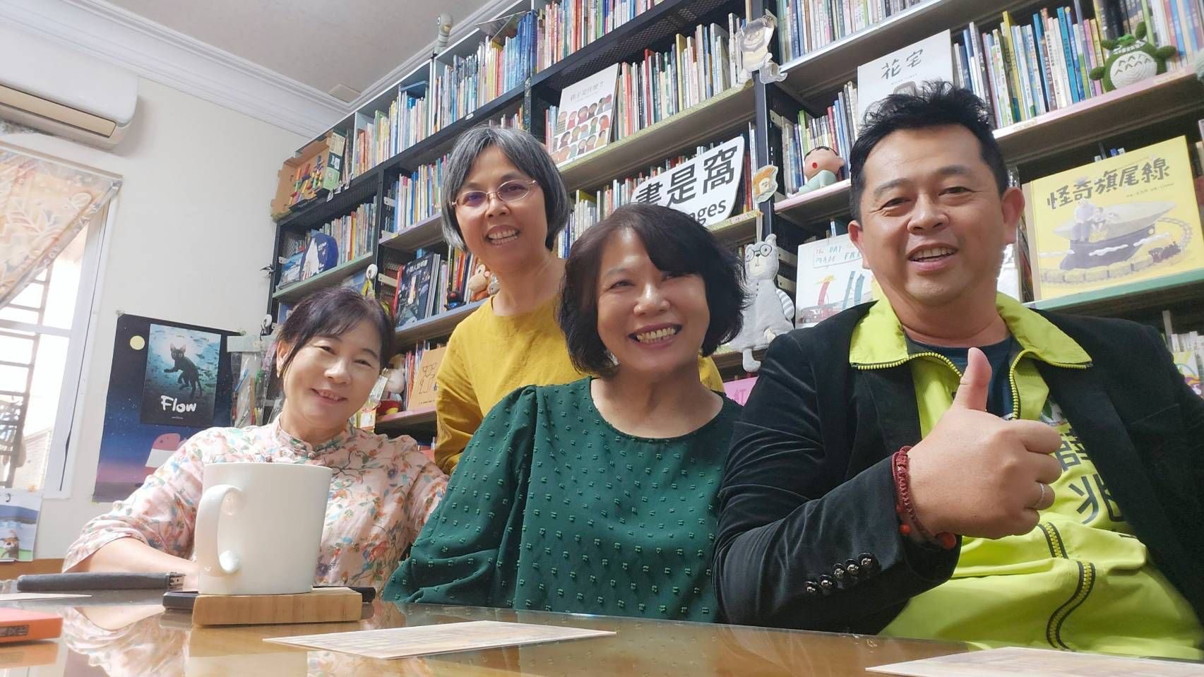 左楠文化不應只是口號 薛兆基走訪獨立書店:要用制度讓閱讀能夠活下來