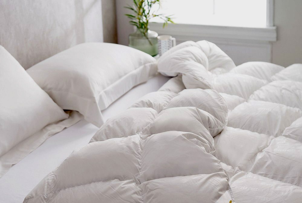 屏東「居家好床」捐暖被 幫助快樂聯盟安置愛滋病友