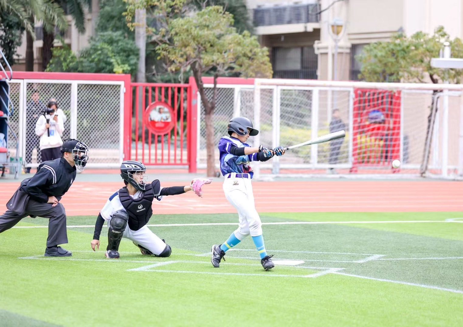 棒球牽線迎新年　兩岸學生聯賽跨年舉行 近千名青年以球會友　共度交流時刻