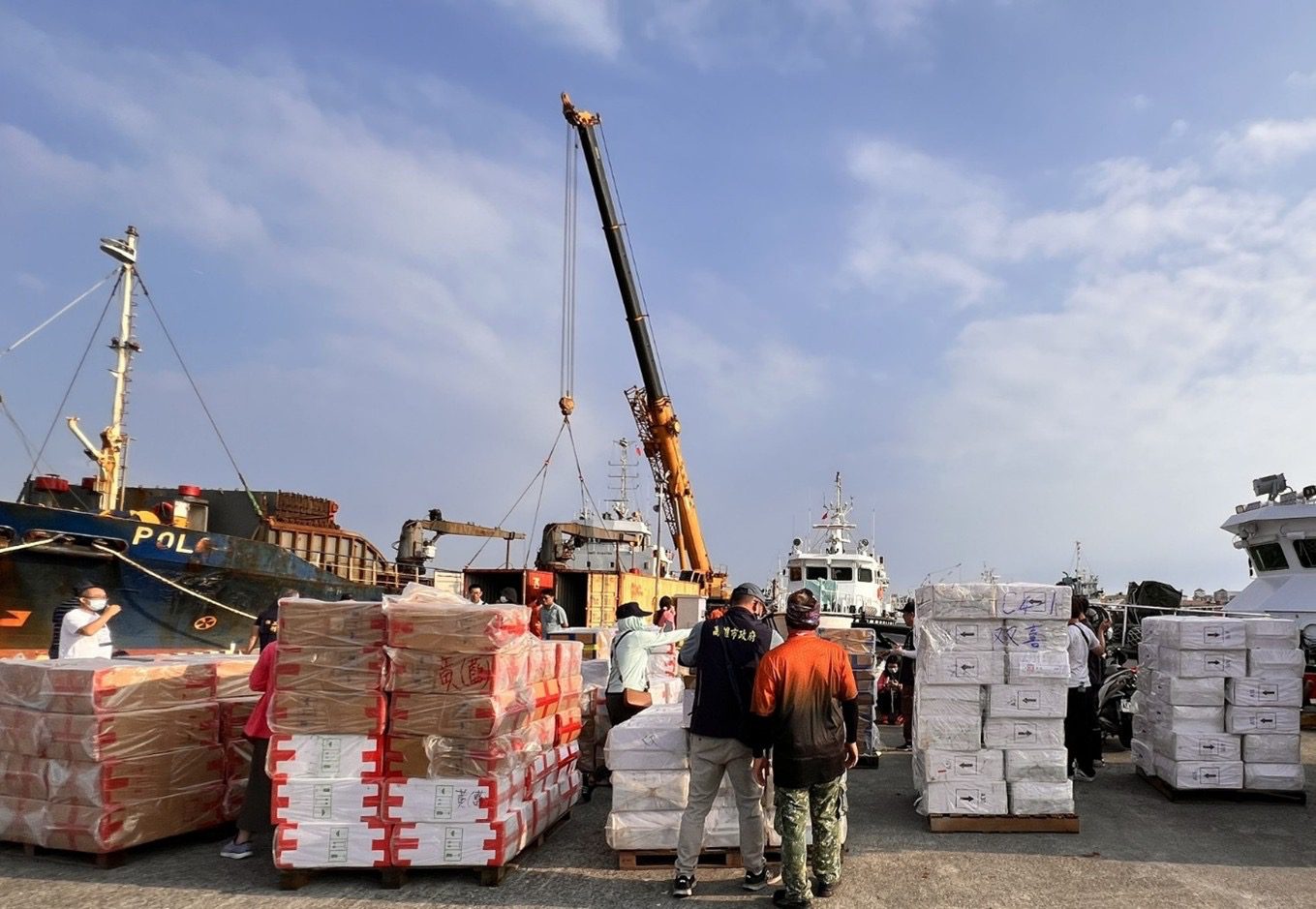 高市府聯手海巡警政　破獲107萬包大陸私菸市值逾8千萬元