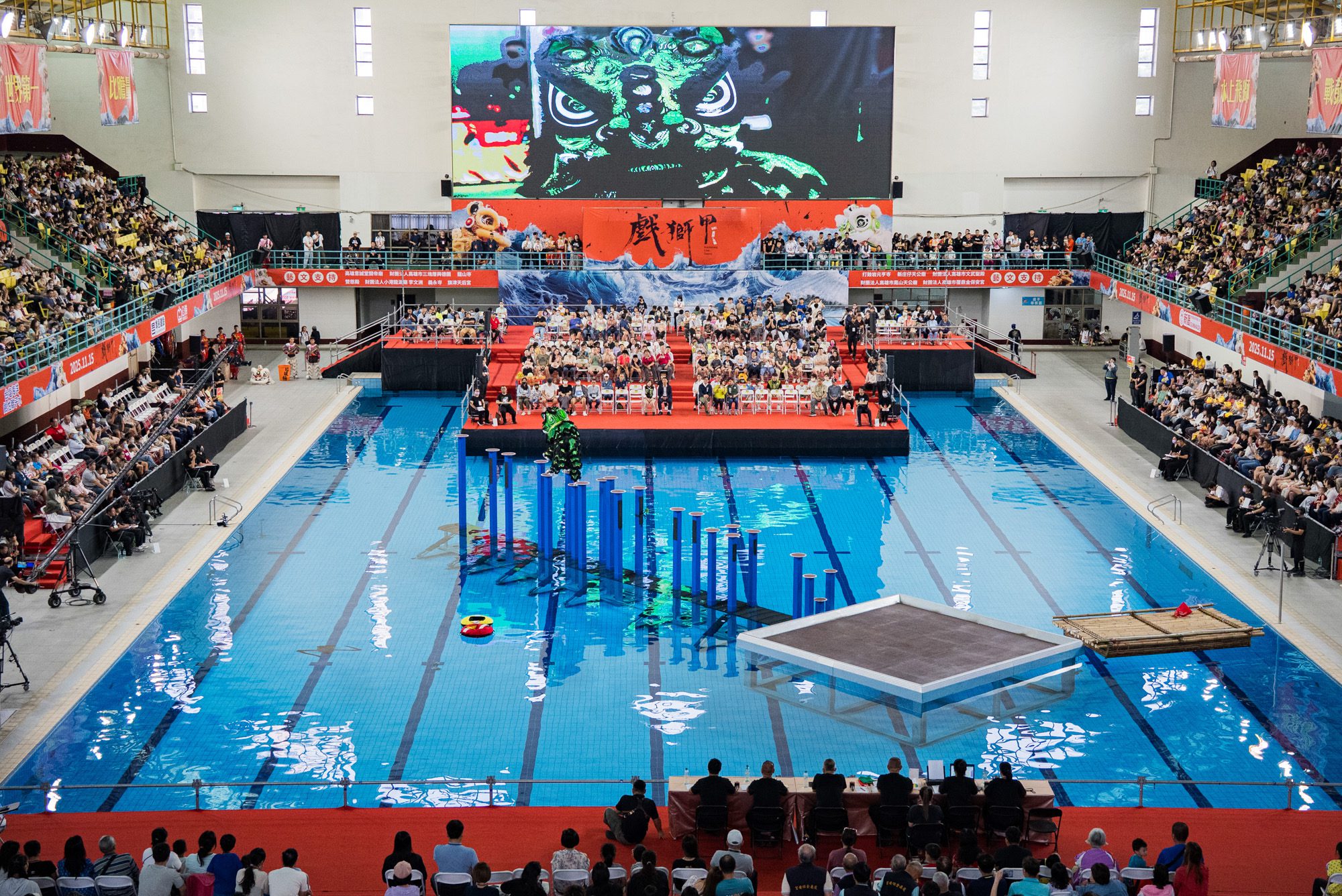 2025高雄戲獅甲 國際泳池5米高樁超炫技 明日高雄巨蛋決戰獅王寶座 2025高雄戲獅甲 國際泳池5米高樁超炫技 明日高雄巨蛋決戰獅王寶座