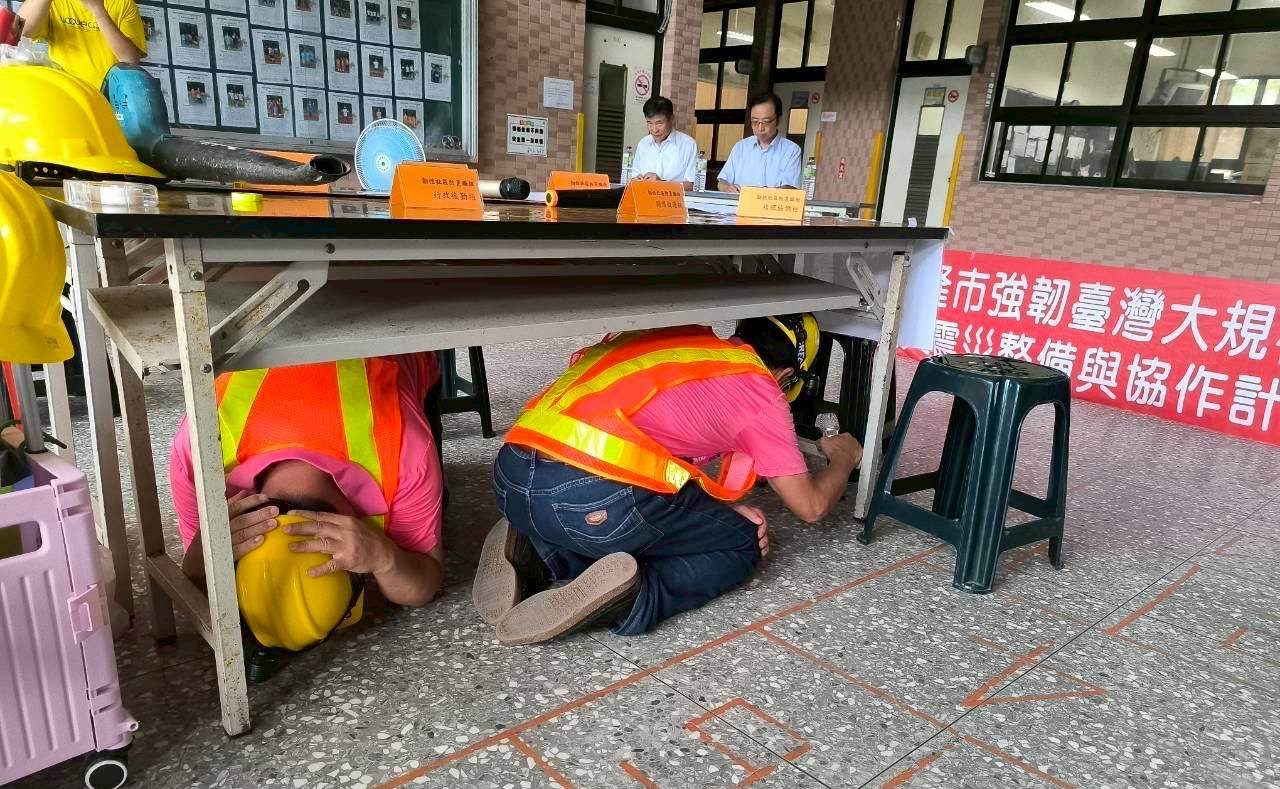 武崙韌性社區演練展現民力　武崙國小、聯華食品、慈濟志工相挺