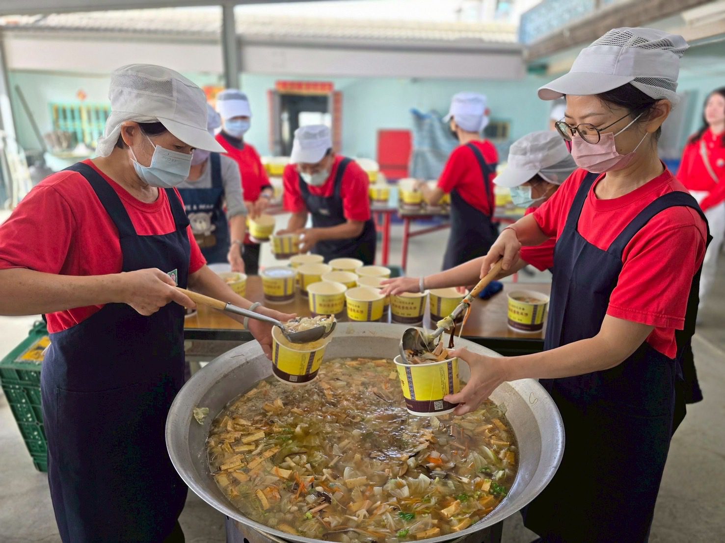 風災後走進偏鄉的第一聲問候：燭善善心會14年送餐不斷，陪伴、修補許多失落受傷的心