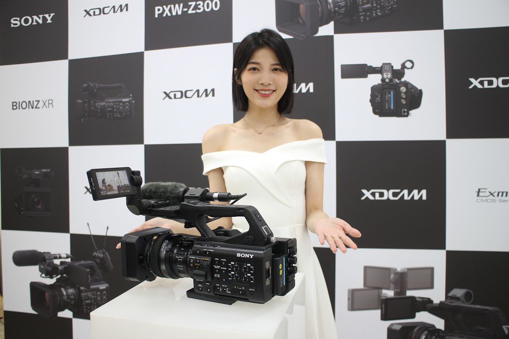 Sony 發表手持 XDCAM 攝影機 PXW-Z300 ,4K 畫質與 AI 自動對焦強化新聞與紀錄片製作 Sony 發表手持 XDCAM 攝影機 PXW-Z300 ,4K 畫質與 AI 自動對焦強化新聞與紀錄片製作
