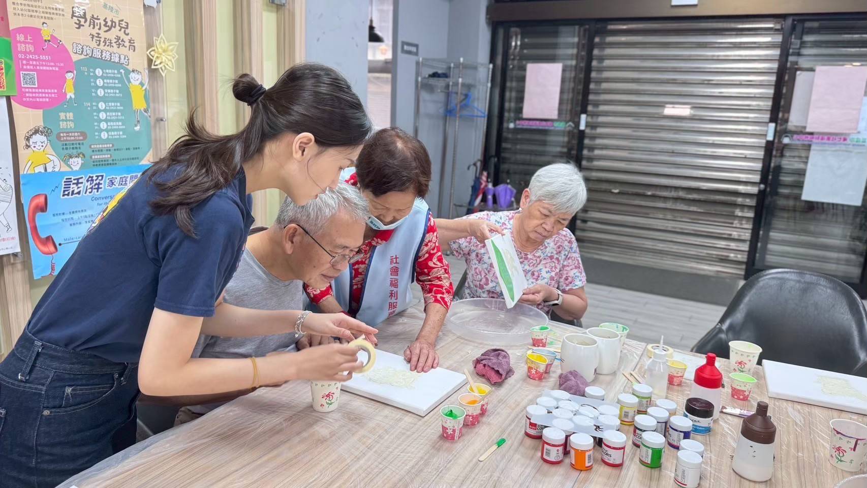 一筆一畫畫出心聲　暖七中心以藝術陪伴照顧者走過教養困境