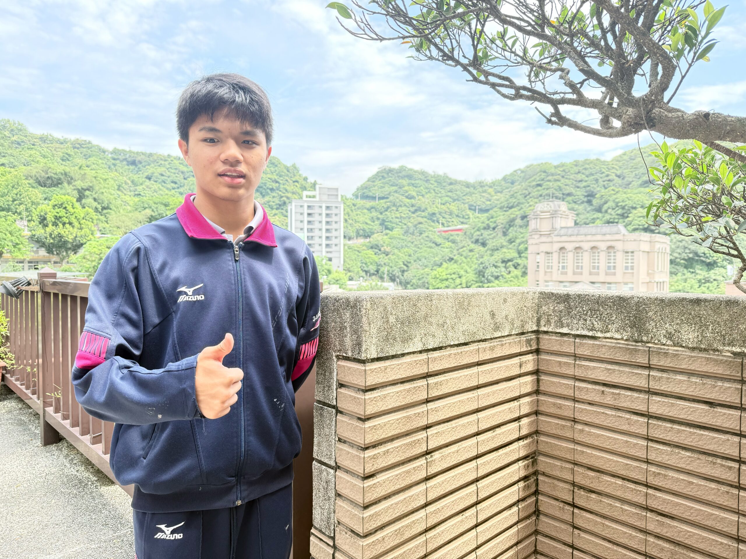二信高中王實修跨越視障逆風而上 獲2025總統教育獎