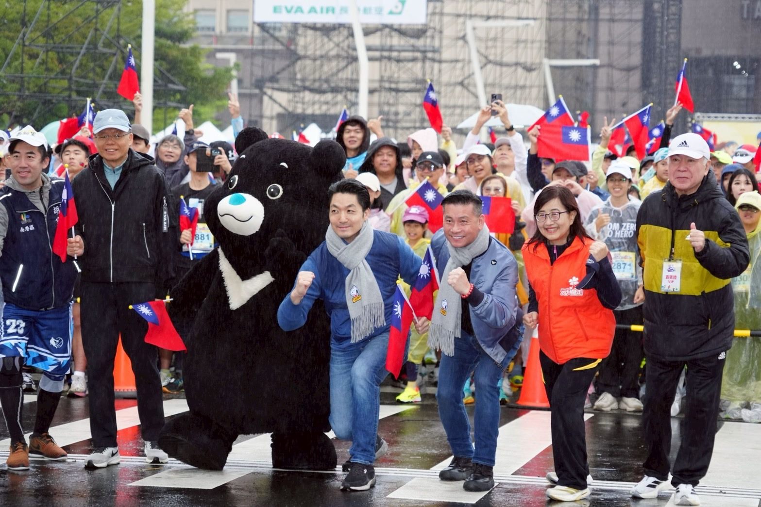 2026第一個早晨 蔣萬安與市民升旗路跑迎新年