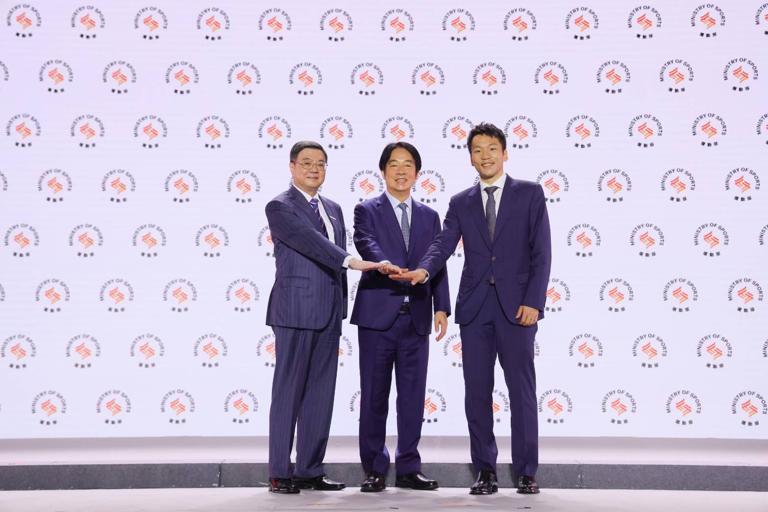 運動部今正式揭牌!李洋曝6大方向 帶領台灣體育邁向新里程碑 運動部今正式揭牌!李洋曝6大方向 帶領台灣體育邁向新里程碑