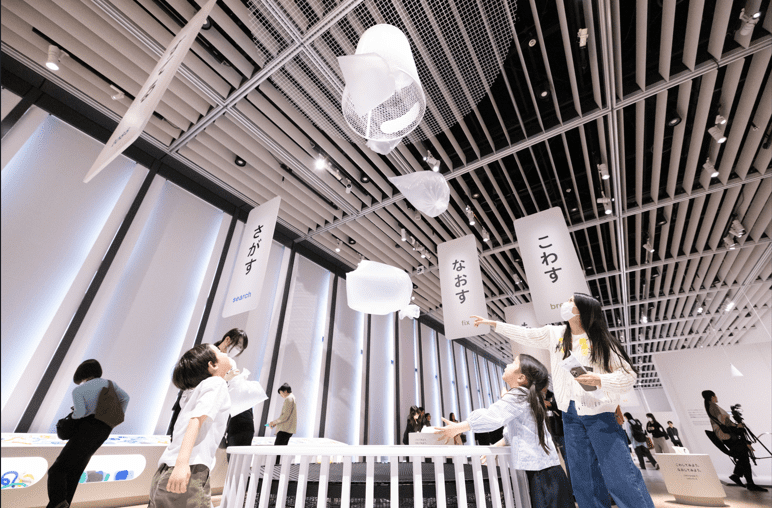 炎夏東京新玩法 室內樂園避暑彈跳床 空中繩索 攀岩牆盡情放電 博物館內還有天文台飽覽星空投影寓教於樂 大人小孩不亦樂乎