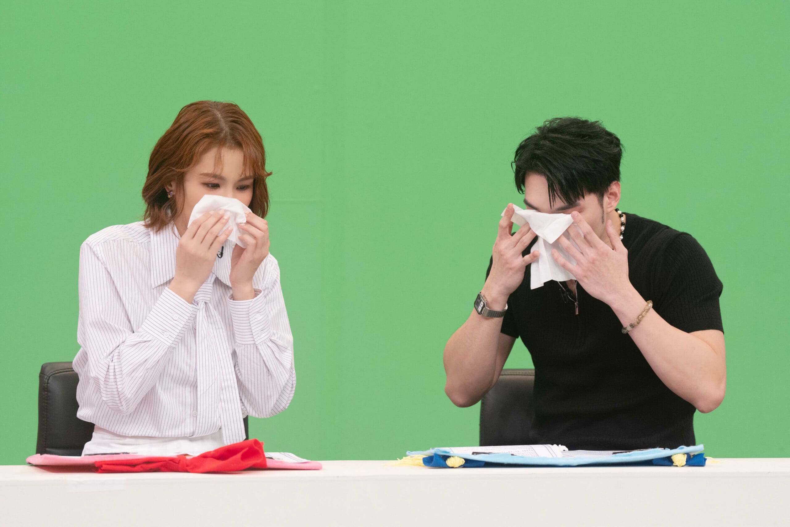 曾沛慈和黃偉晉主持娛樂百分百最後一集 真情流露淚灑攝影棚 曾沛慈和黃偉晉主持娛樂百分百最後一集 真情流露淚灑攝影棚