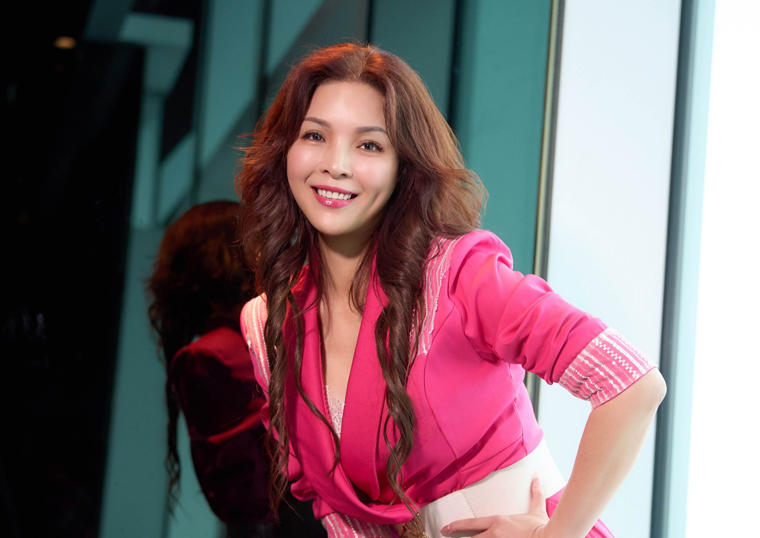 陳秀美震央倖存蛻變美魔女 人生徹底轉彎20年後變身甜心RV