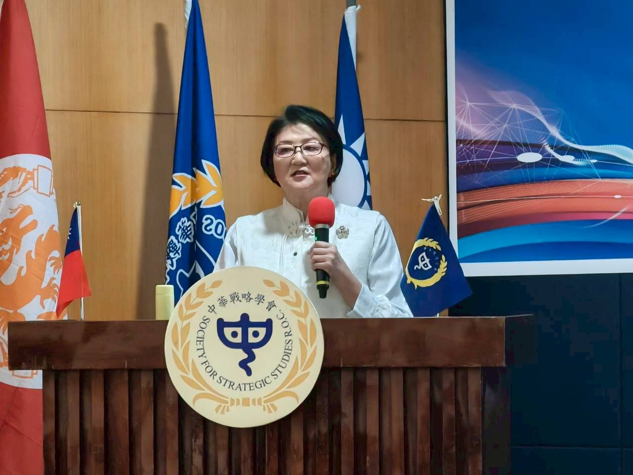 中華戰略學會「2026年世局論壇」專題報告(二)/雷倩:2025大翻轉 中華戰略學會「2026年世局論壇」專題報告(二)/雷倩:2025大翻轉